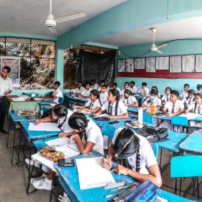 උසස් පෙළ පන්ති කාමර