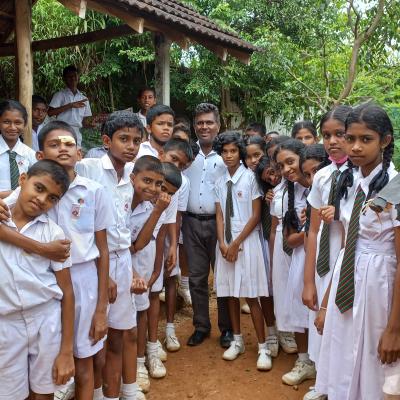 කෘෂී විද්‍යා අංශ හා ගැමි ගෙදර